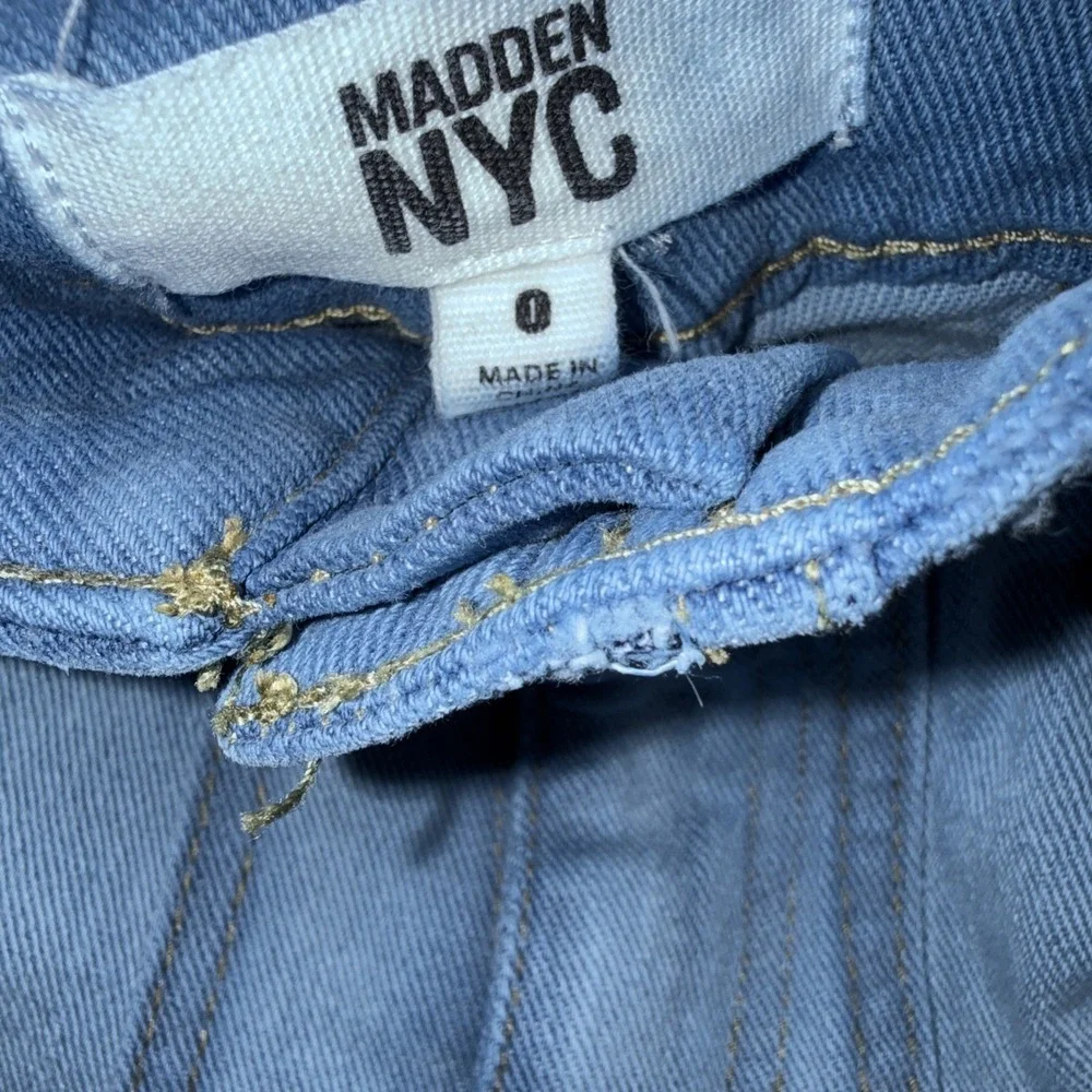Madden NYC Denim Cargo Shorts Womens Size 0 Blue‎ Jean